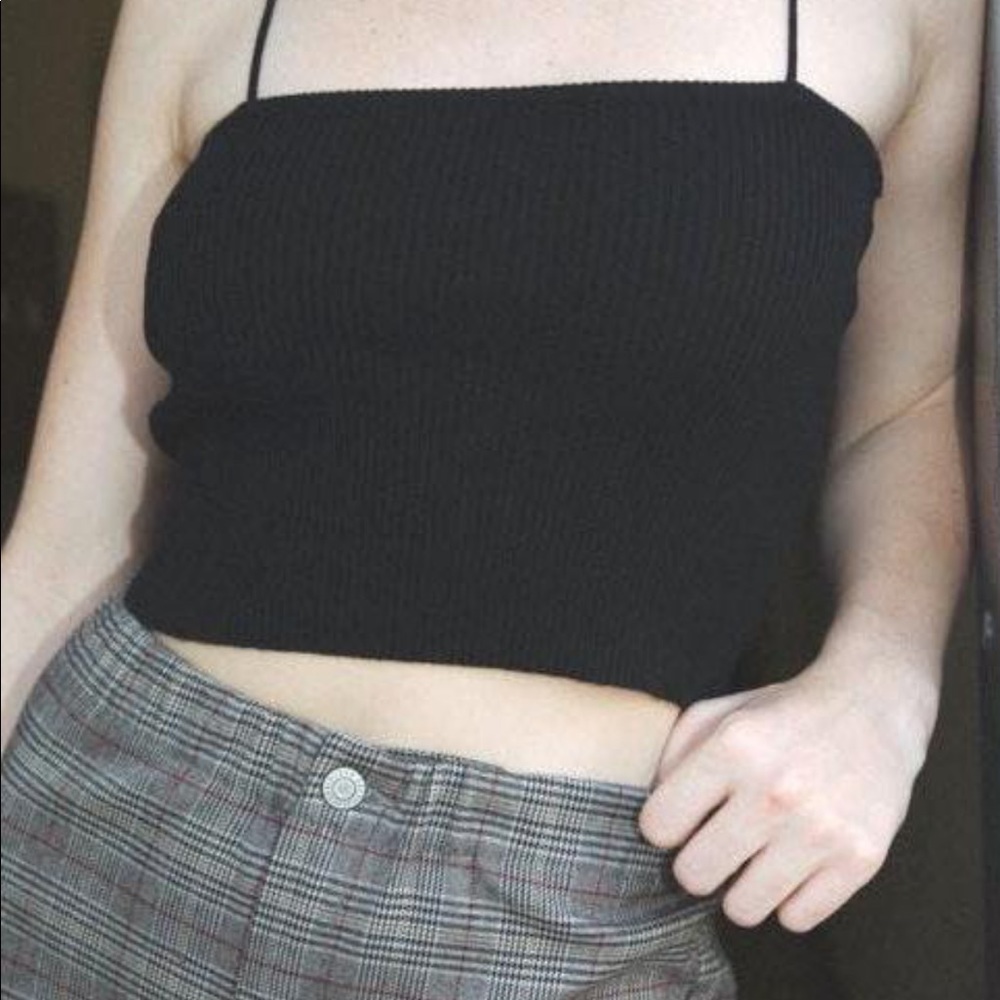 ⚠️AUTHENTIC⚠️ brandy Melville tank tops.